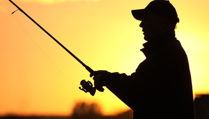 Въдицата на 40-годишния мъж е закачила електропровод с високо напрежение Въдицата на 40-годишния мъж е закачила електропровод с високо напрежение