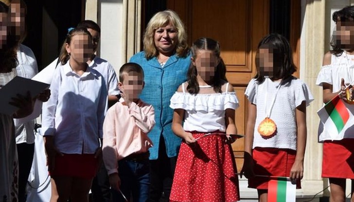 Според Невин е особено важно връзката с родината България да се предава в семейството