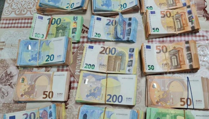 Държавата ще бори преноса на финансови средства за престъпления със затвор и конфискация Държавата ще бори преноса на финансови средства за престъпления със затвор и конфискация