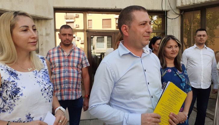 Водач на листата е Кристиян Вълчев, който е издигнат и за кандидат-кмет на Русе