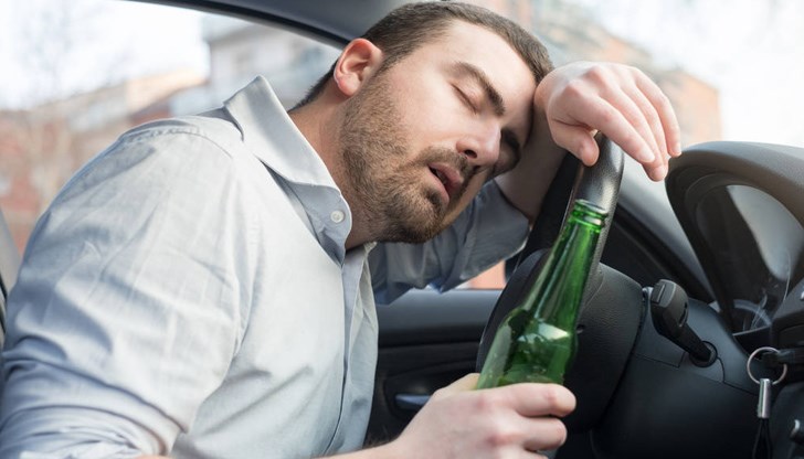 Русенецът седнал зад волана с 2,15 промила алкохол в кръвта / Снимката е илюстративна Русенецът седнал зад волана с 2,15 промила алкохол в кръвта / Снимката е илюстративна