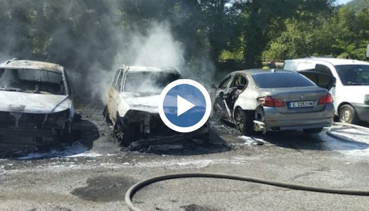 Периметърът на огъня е отцепен