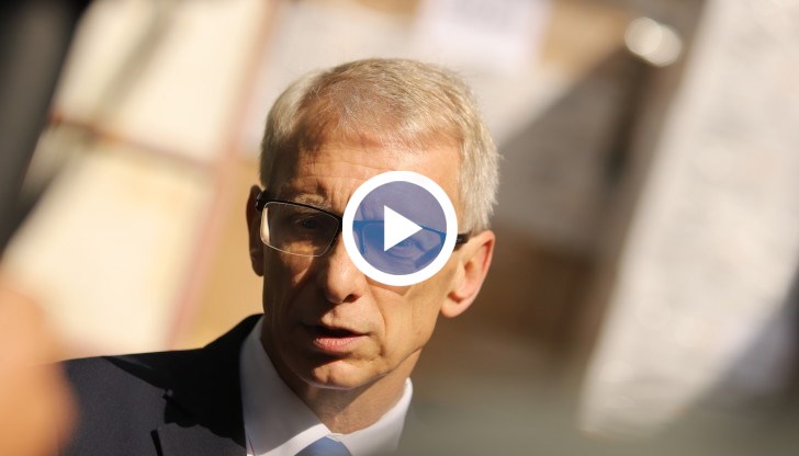 Те са сенки от миналото, заяви премиерът