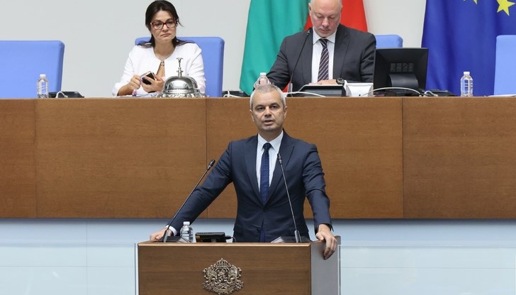 Кога Тагарев ще си подаде оставката, попита лидерът на „Възраждане“ Кога Тагарев ще си подаде оставката, попита лидерът на „Възраждане“