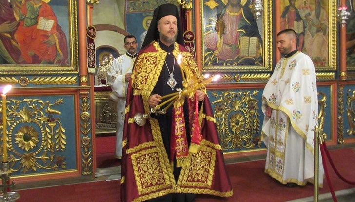 Събитието протече с благословението на Митрополит Наум