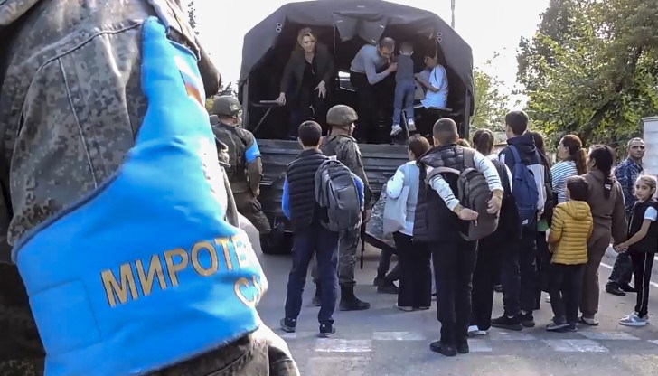 99,9 процента от тях предпочитат да заминат за Армения