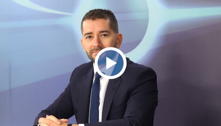 Политиците съвсем се размиха, кой е промяната, кой кой е, пита политологът