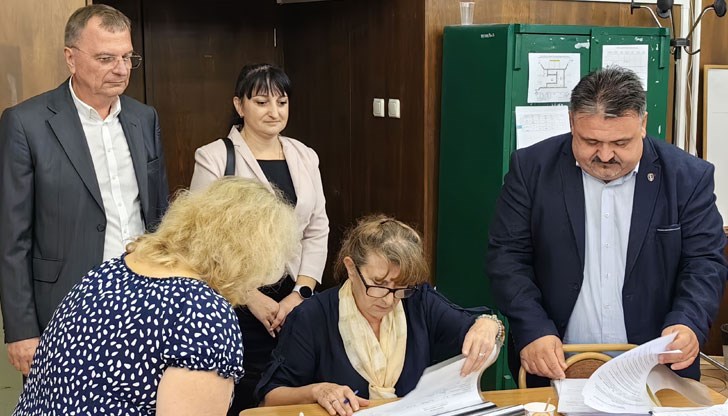 Водач на листата е Красимир Иванов