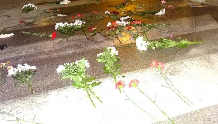 Засега във войната по пътищата безсъвестните водачи са по-въоръжени от държавата, пише проф. Ивайло Дичев Засега във войната по пътищата безсъвестните водачи са по-въоръжени от държавата, пише проф. Ивайло Дичев