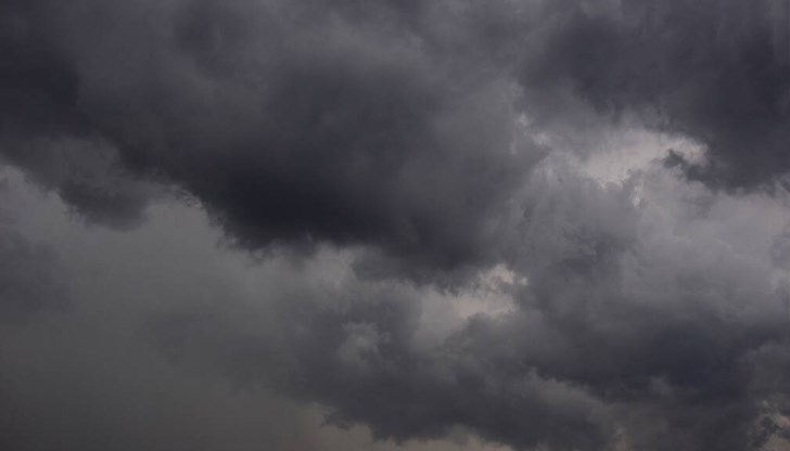 Значителна облачност ни очаква днес Значителна облачност ни очаква днес