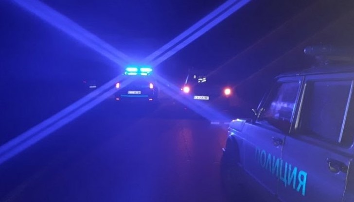 Русенец блъсна два автомобила докато се опитва да избяга от полицаите