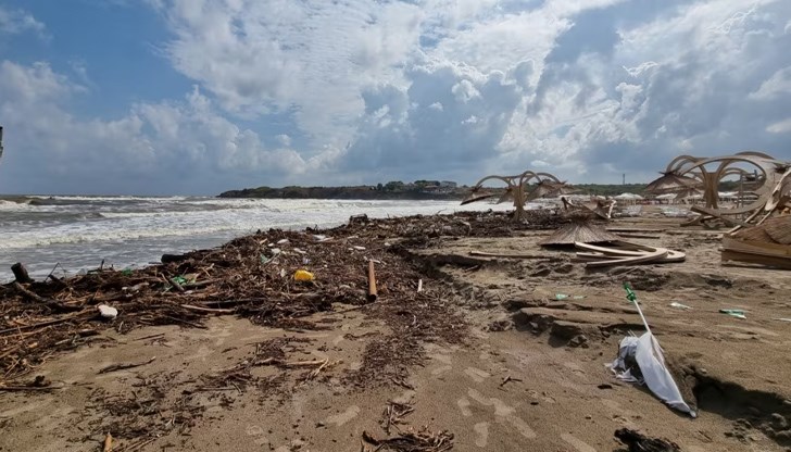 Краде се техника от залетите ниви, има набези и по къмпингите