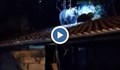 Баба Меца и малките ѝ се качиха на покрива на къща в село Валевци