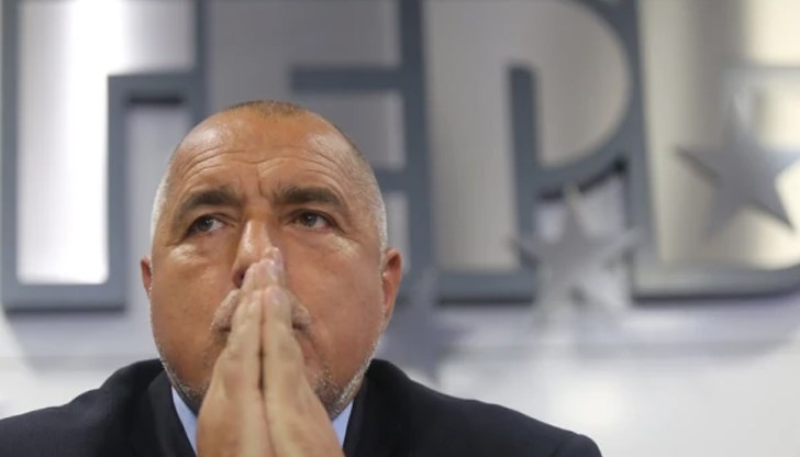 Късно вечерта в неделя в централата се събра ръководството на партията, но всички запазиха мълчание Късно вечерта в неделя в централата се събра ръководството на партията, но всички запазиха мълчание