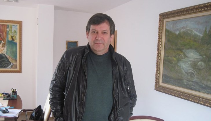Веселин Данов е български бизнесмен и политик, разследван, че е ръководил престъпна група