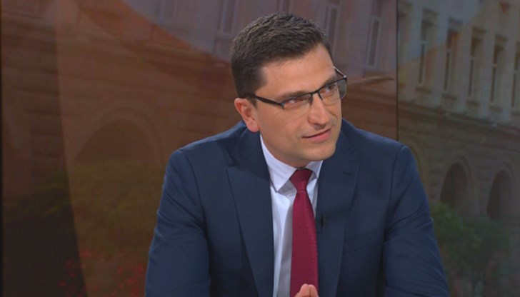 Енергийната политика беше темата на първия вот на недоверие към правителството на Николай Денков и Мария Габриел Енергийната политика беше темата на първия вот на недоверие към правителството на Николай Денков и Мария Габриел