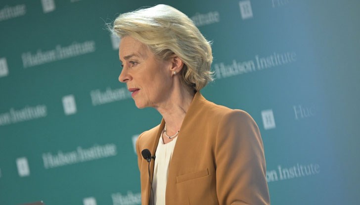 Критиката към председателя на Европейската комисия е отправена заради изразена от нея "безусловна подкрепа“ за Израел Критиката към председателя на Европейската комисия е отправена заради изразена от нея "безусловна подкрепа“ за Израел