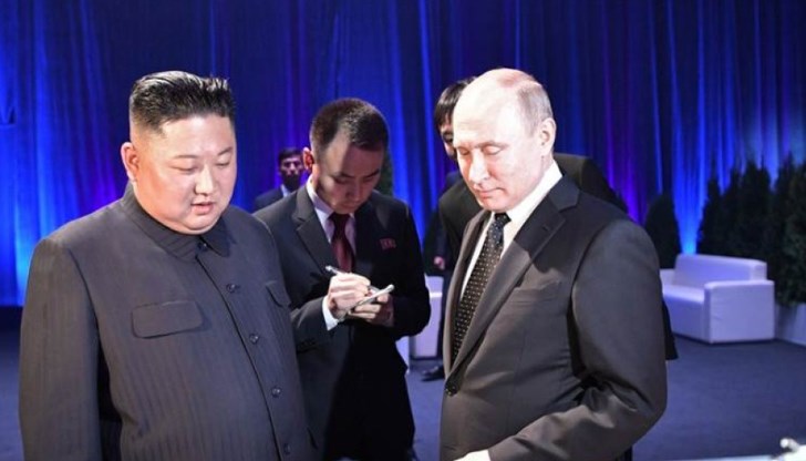 За това сигнализира рязкото увеличение на трафика по границата между двете държави, смятат американци