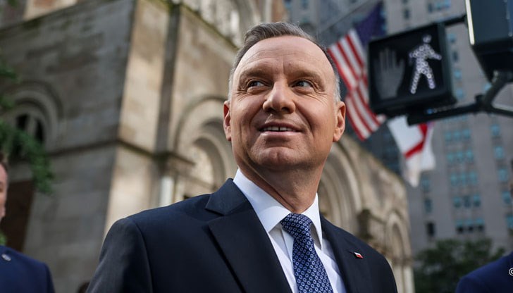 Полското правителство заяви днес, че наложи ветото си на миграционната реформа на ЕС Полското правителство заяви днес, че наложи ветото си на миграционната реформа на ЕС