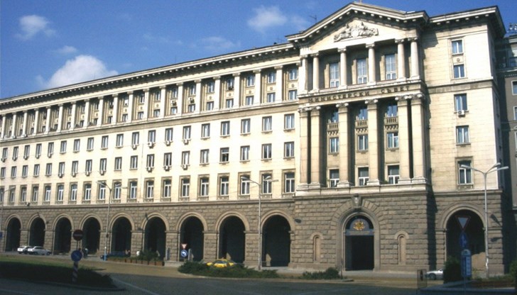 В периода август 2022 г. - юни 2023 г. най-много хора са освободени в Министерството на транспорта