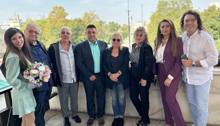 Всяка година „Северно сияние“ събира в Русе талантливи млади певци и певици от няколко държави