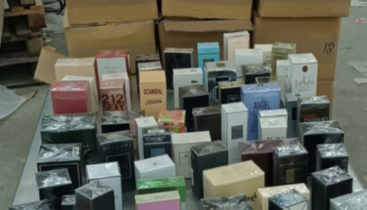 Стоките са открити при проверки в районите на Дунав мост при Русе и Видин Стоките са открити при проверки в районите на Дунав мост при Русе и Видин