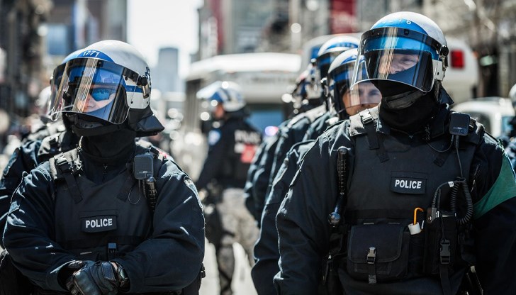 От полицията в Балтимор потвърдиха, че има множество пострадали