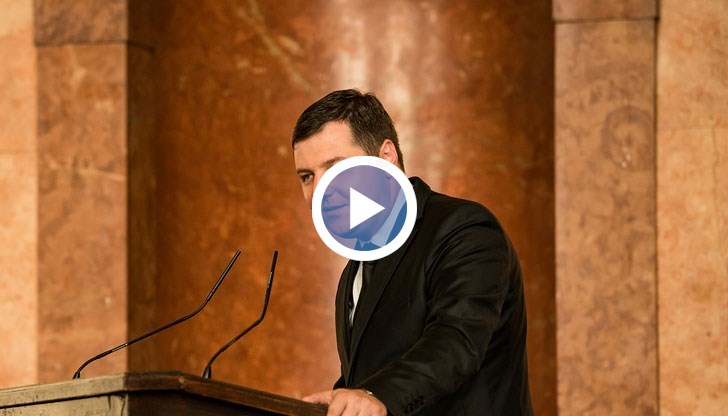 Конвенцията няма връзка с признаване на каквито и да е екстравагантни тези, допълни той