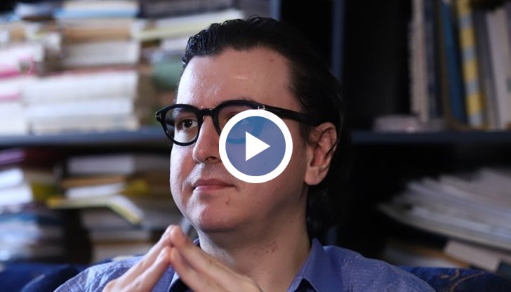 Дизайнът на целия този атентат е много по-голям, коментира доцент Искрен Иванов