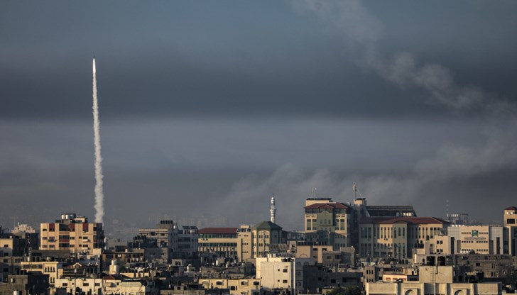 Над 250 вече са загиналите в страната, а над 230 в Газа