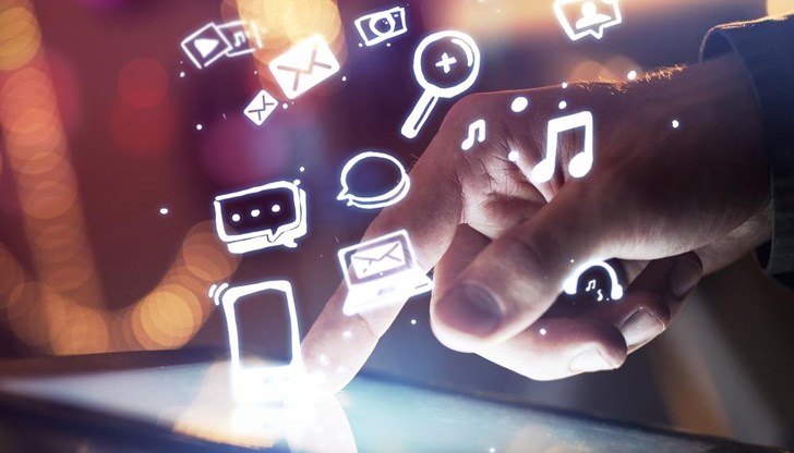 Трафикът от Facebook и Х/Twitter към водещите новинарски сайтове в света буквално се е сринал Трафикът от Facebook и Х/Twitter към водещите новинарски сайтове в света буквално се е сринал