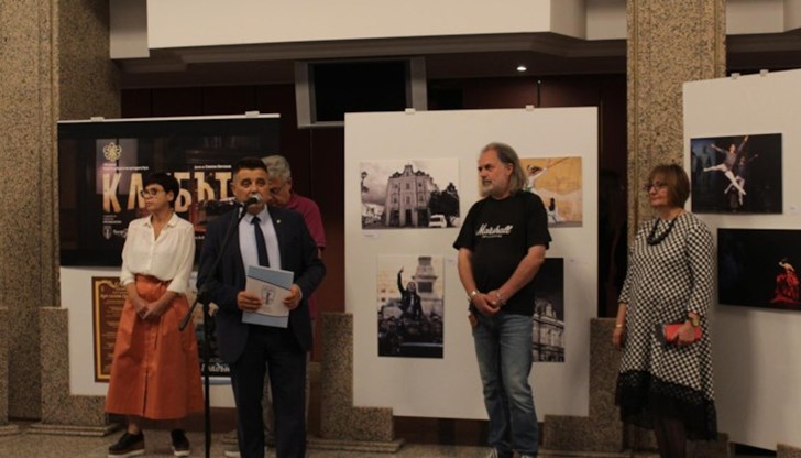 Със събитието се откри Арт салон „Срещи на духа“