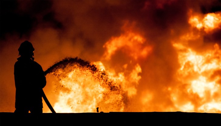 Пожарът е избухнал в стая в мъжкото отделение
