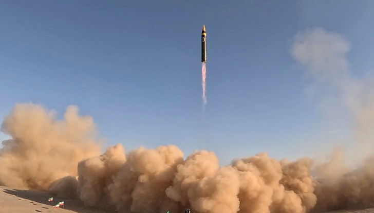 Заместник-командирът на КСИР заяви, че ако е необходимо Иран ще изстреля ракети без колебание Заместник-командирът на КСИР заяви, че ако е необходимо Иран ще изстреля ракети без колебание