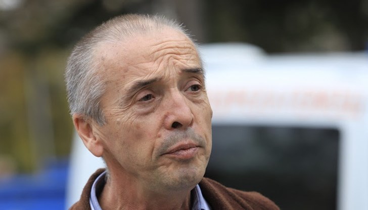 Наистина има нови щамове на коронавирусите, но това не е Ковид-19, коментира той