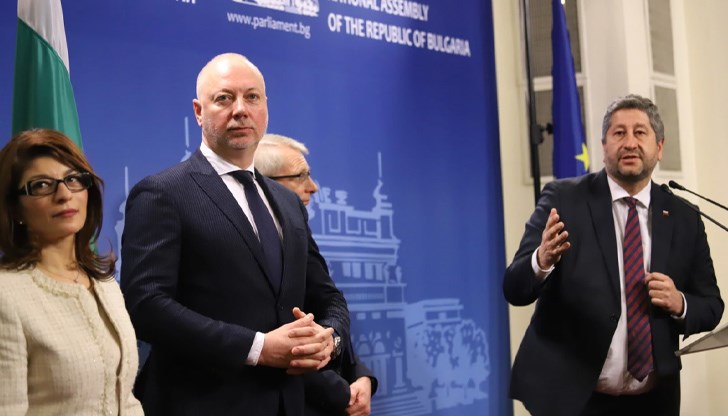 ПП-ДБ, ГЕРБ-СДС и ДПС дават заявка за редакции между двете четения