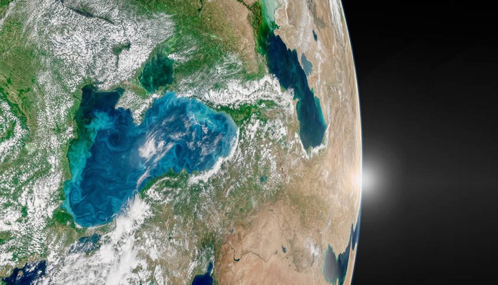 Днес празнуват 16 милиона души от 6 държави, които живеят по крайбрежието на Черно море