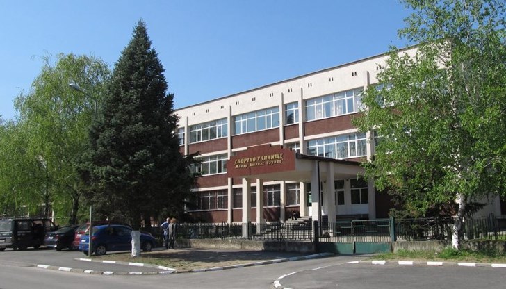 Ремонтират с 6 милиона лева шест спортни училища у нас Ремонтират с 6 милиона лева шест спортни училища у нас