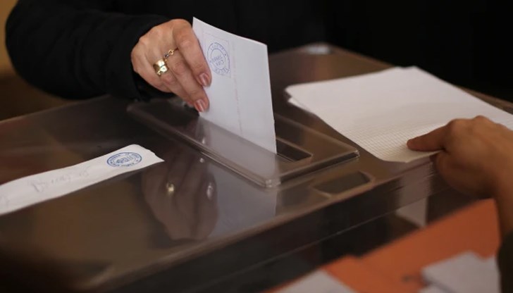 Към 18:00 часа в Русе избирателната активност за кмет е 37,8%, а за общински съветници - 34,6%