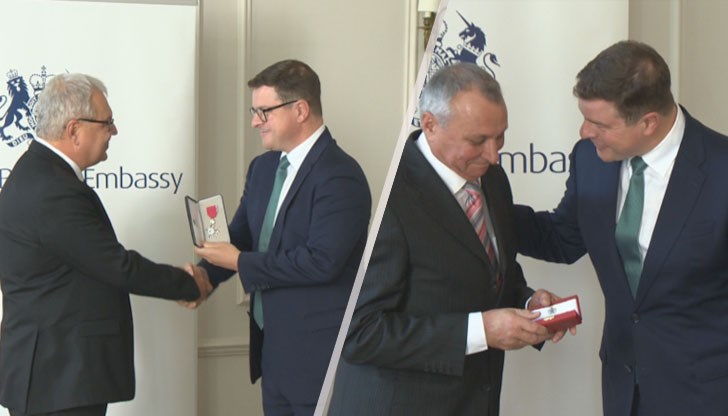 Заслужилите признанието са създателят на "София филм фест" Стефан Китанов и градинарят на резиденцията на британското посолство Валентин Въльовски Заслужилите признанието са създателят на "София филм фест" Стефан Китанов и градинарят на резиденцията на британското посолство Валентин Въльовски