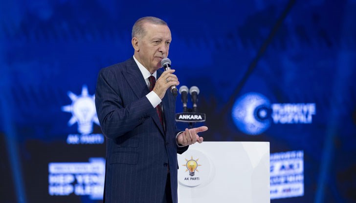 Те трябва да се въздържат от агресивни действия, каза президентът на Турция