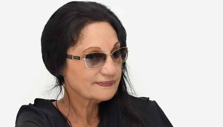 Журналистката коментира затрудненията за пациентите, които създава електронната рецепта Журналистката коментира затрудненията за пациентите, които създава електронната рецепта