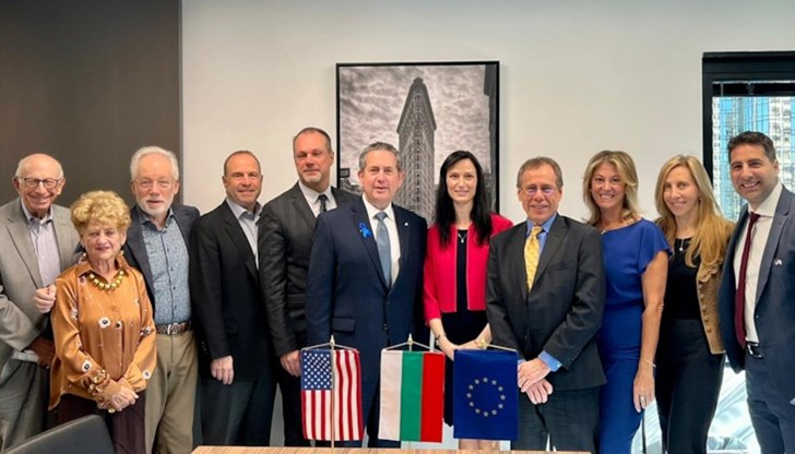 Солидарни сме с израелския народ в този момент, заяви вицепремиерът и министър на външните работи Солидарни сме с израелския народ в този момент, заяви вицепремиерът и министър на външните работи