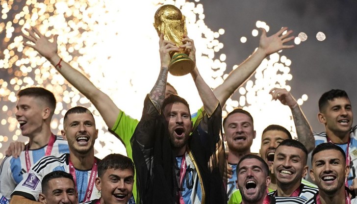 Положителната допинг проба на Папу Гомес разтърси всички фенове на аржентинския национален отбор Положителната допинг проба на Папу Гомес разтърси всички фенове на аржентинския национален отбор