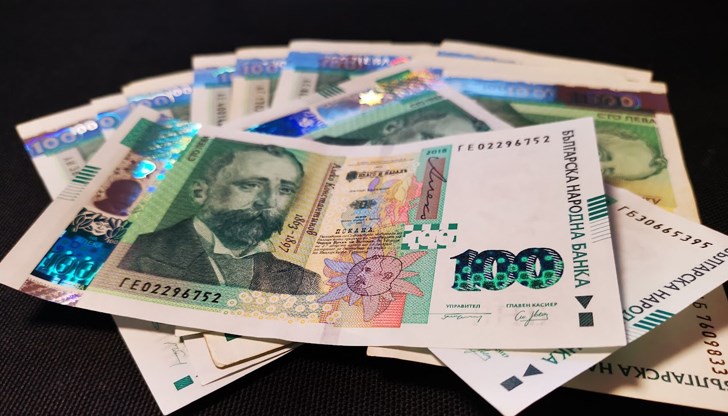 Запазва се тенденцията най-високи заплати да се получават в ИТ сектора Запазва се тенденцията най-високи заплати да се получават в ИТ сектора