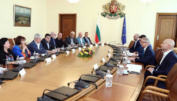 Ръководствата на конфедерацията и на отделни федерации в КНСБ се срещнаха с премиера и министъра на финансите