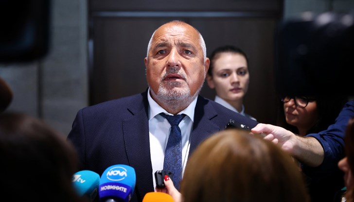 Време е Коалиция "ПП - ДБ" да осъзнаят, че управляват държавата, казаха от партията на Бойко Борисов