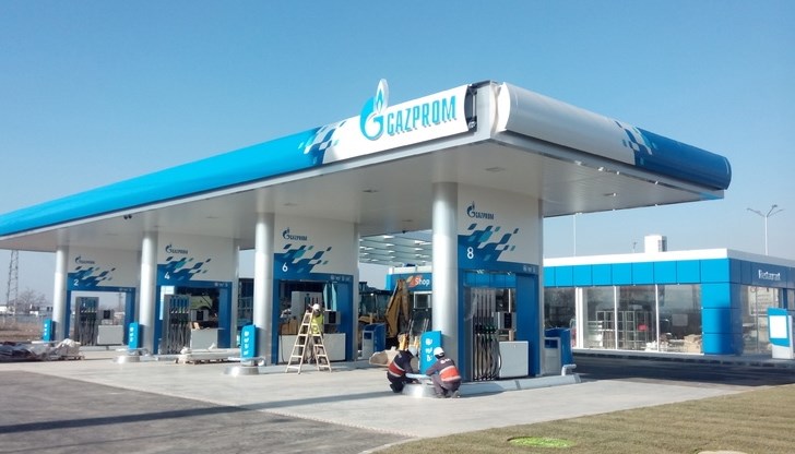 Правителството се опита да изгони “Лукойл”, но “Газпром” първи ще си тръгне от България. Правителството се опита да изгони “Лукойл”, но “Газпром” първи ще си тръгне от България.