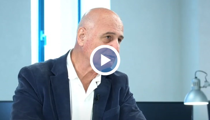 Има дълго корумпирани хора от ГЕРБ, а новите са отскоро корумпирани, защото успяха много бързо да влязат в схемите