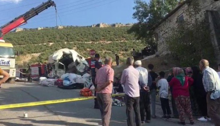 Петима души загинаха